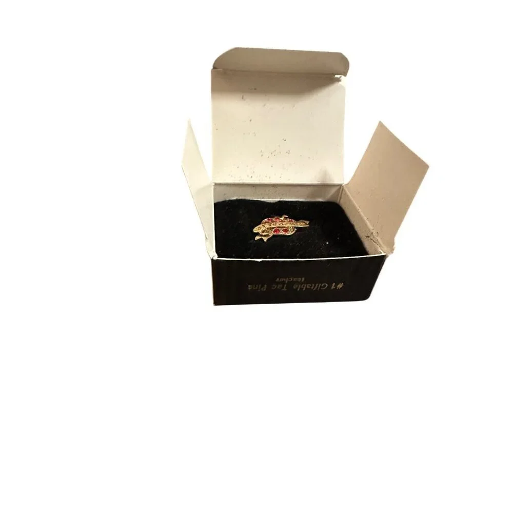 Avon Apple Brooch Gold Tone With Red Rhinestones Gift For Educators #1 Teacher - Picture 4 of 8